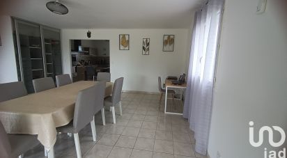 Maison 4 pièces de 120 m² à Plassac (33390)