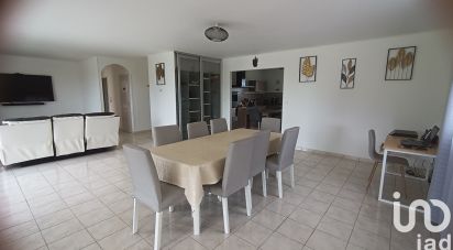 Maison 4 pièces de 120 m² à Plassac (33390)