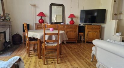 Apartment 3 rooms of 71 m² in Pau (64000)