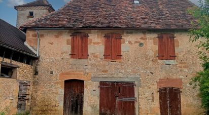 Barn conversion 2 rooms of 300 m² in La Chapelle-aux-Saints (19120)