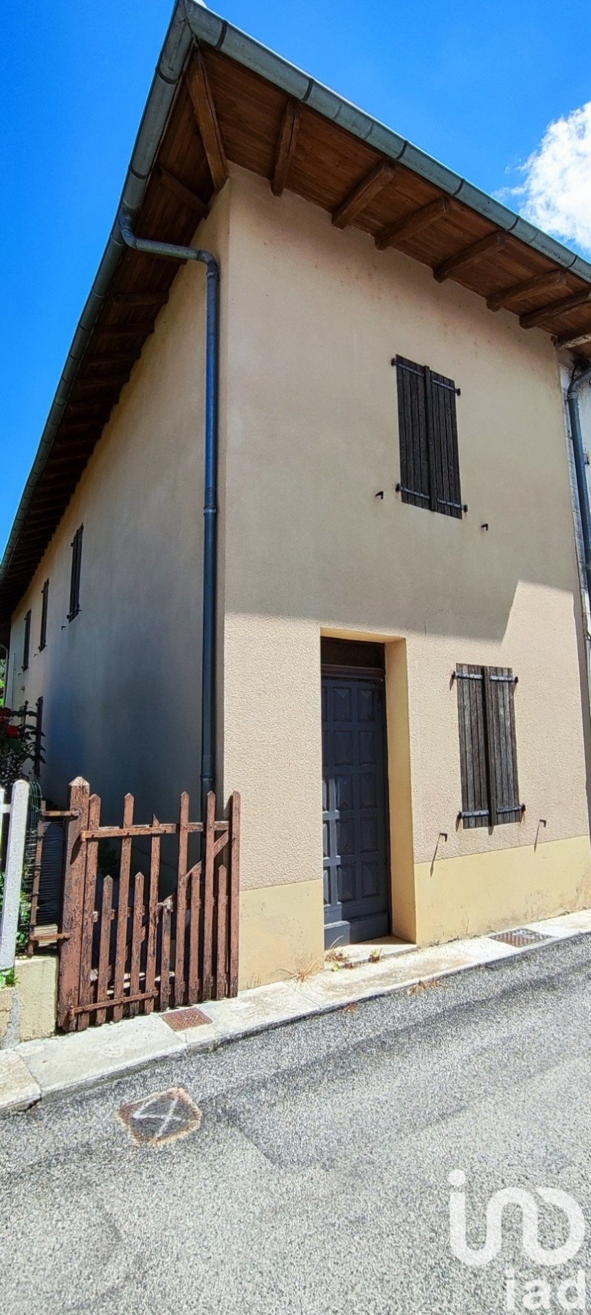 Village house 4 rooms of 90 m² in Puymaurin (31230)