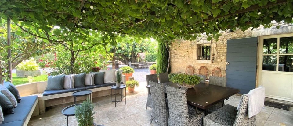 Maison 14 pièces de 420 m² à Gordes (84220)