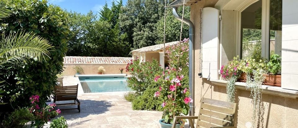 Country house 6 rooms of 140 m² in Visan (84820)