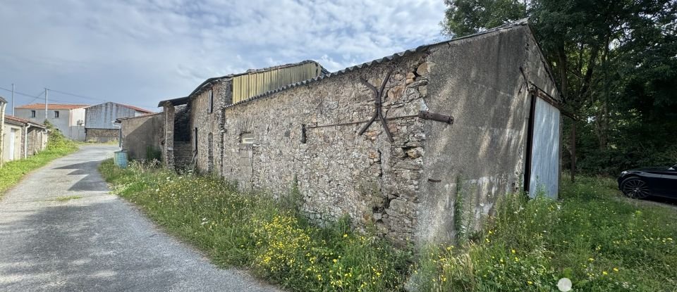 Barn conversion 3 rooms of 114 m² in Orée d'Anjou (49270)