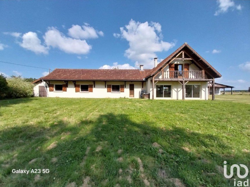 House 5 rooms of 180 m² in La Nocle-Maulaix (58250)