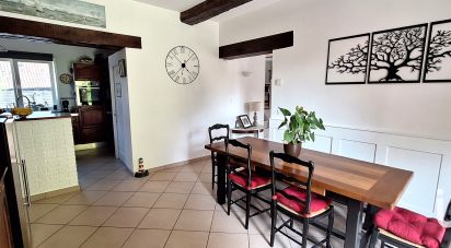 Farm 5 rooms of 179 m² in Orchies (59310)