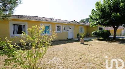 House 5 rooms of 122 m² in Belin-Béliet (33830)