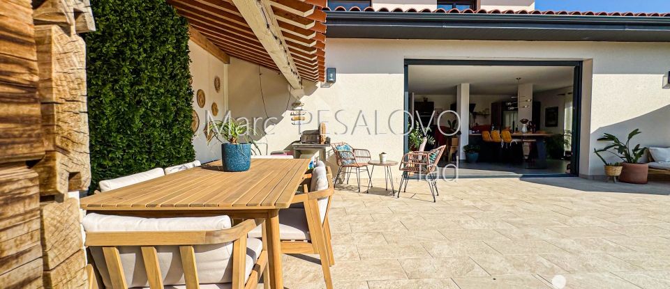 House 4 rooms of 125 m² in Canohès (66680)