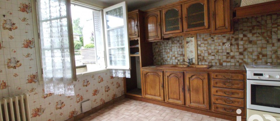 House 4 rooms of 97 m² in Rennes (35000)