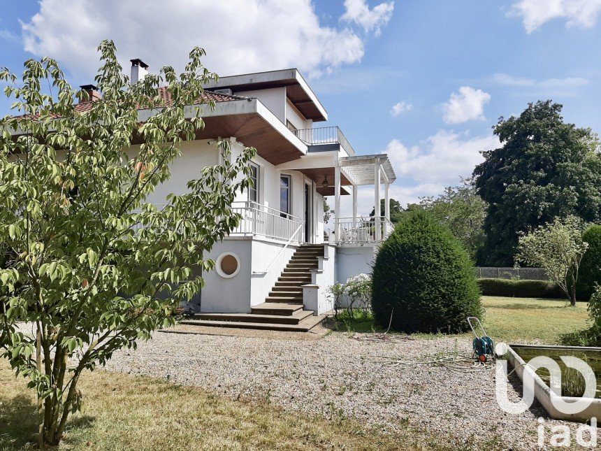 Maison d’architecte 8 pièces de 222 m² à Libourne (33500)