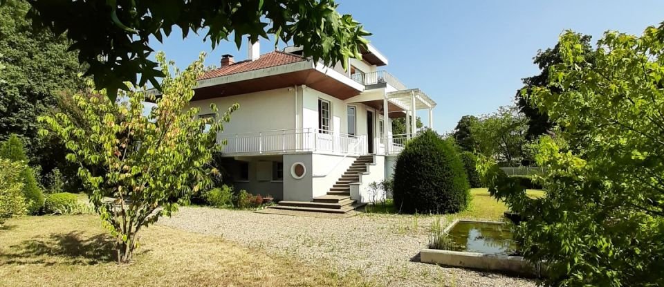 Architect house 8 rooms of 222 m² in Libourne (33500)