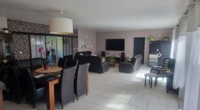 Maison 8 pièces de 245 m² à Moirax (47310)