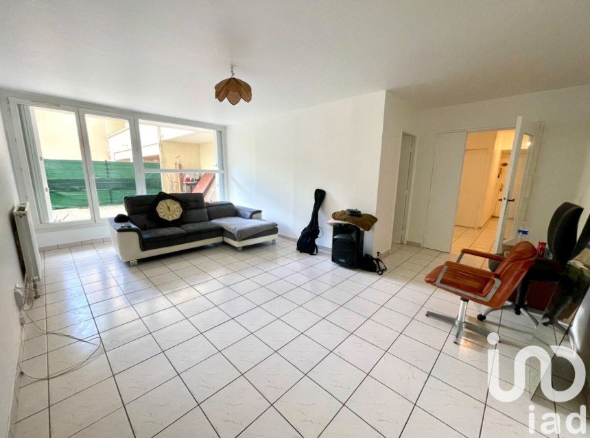 Appartement 2 pièces de 67 m² à Épinay-sur-Seine (93800)