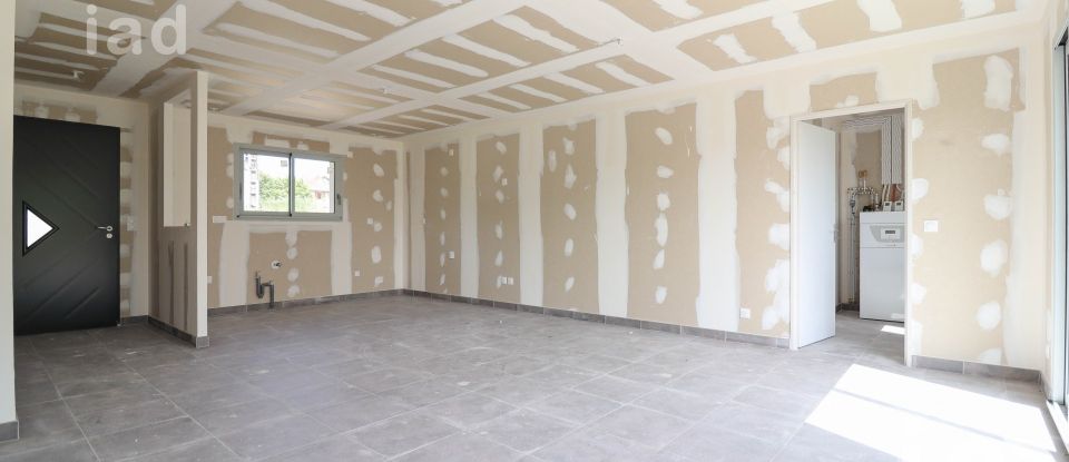 Maison traditionnelle 4 pièces de 93 m² à Eybouleuf (87400)