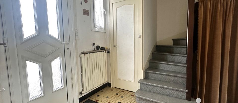 Town house 5 rooms of 74 m² in Saumur (49400)