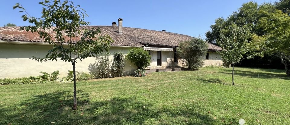 Maison de campagne 6 pièces de 240 m² à Sigalens (33690)