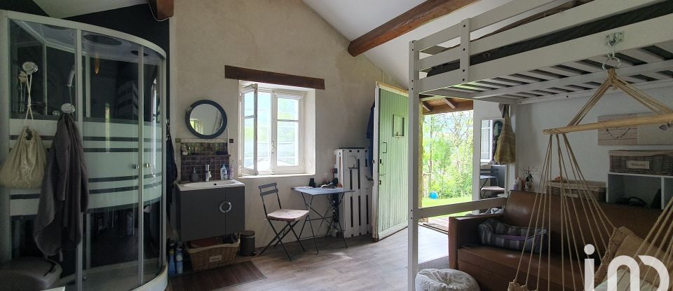 Maison de campagne 2 pièces de 34 m² à Oriol-en-Royans (26190)