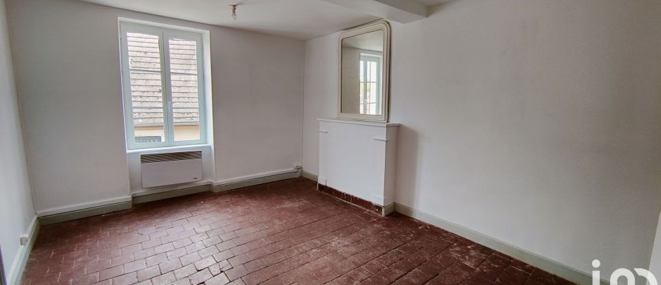 Maison 4 pièces de 82 m² à Accolay (89460)