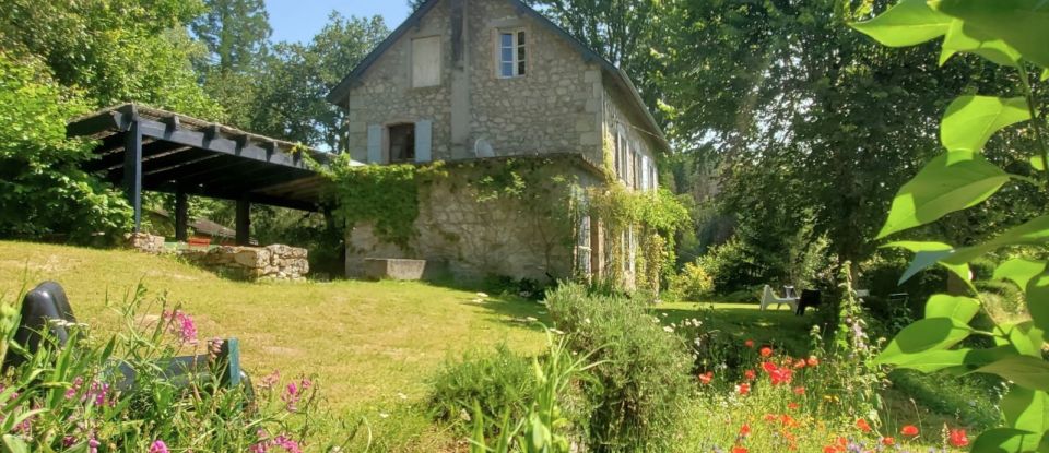 House 7 rooms of 150 m² in Chaveroche (19200)