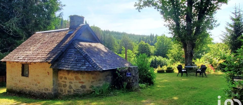 House 7 rooms of 150 m² in Chaveroche (19200)