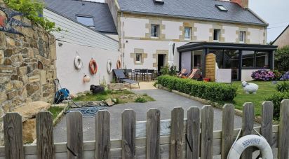 House 8 rooms of 136 m² in Goulien (29770)