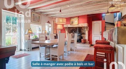 Longere 5 rooms of 138 m² in Château-la-Vallière (37330)