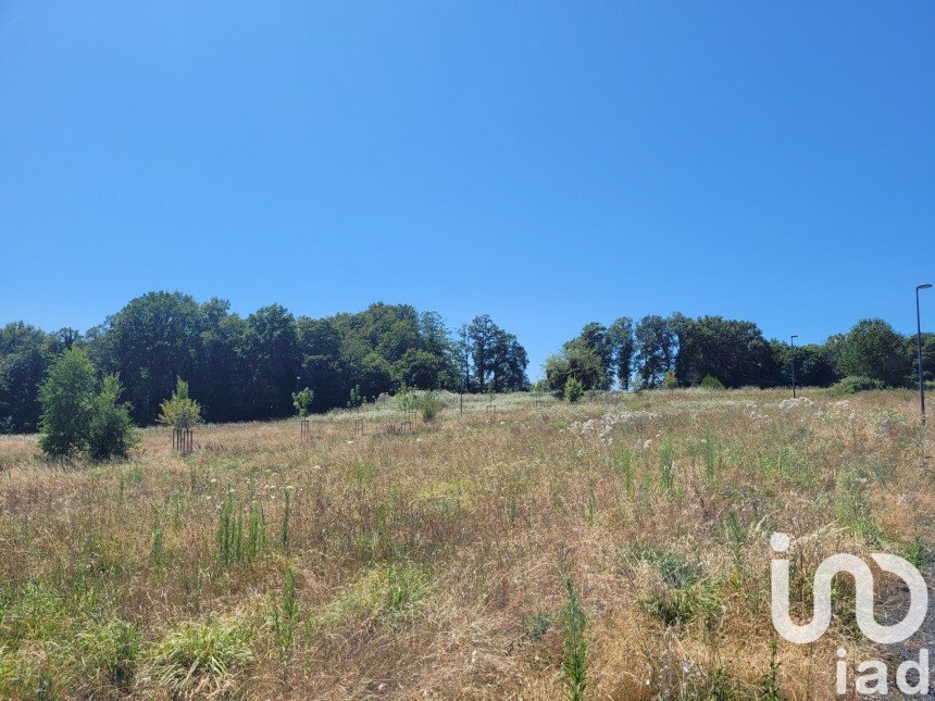 Terrain de 878 m² à Saint-Bonnet-l'Enfantier (19410)