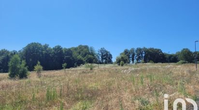 Land of 878 m² in Saint-Bonnet-l'Enfantier (19410)