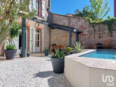 House 7 rooms of 265 m² in Montauban (82000)