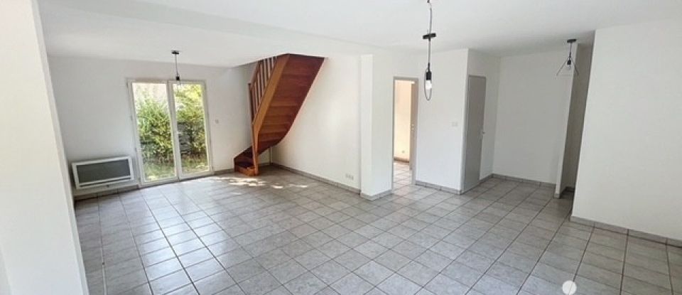 Traditional house 5 rooms of 90 m² in Chens-sur-Léman (74140)