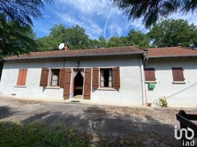 Country house 2 rooms of 49 m² in Sussac (87130)