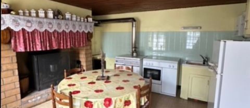 Country house 2 rooms of 49 m² in Sussac (87130)