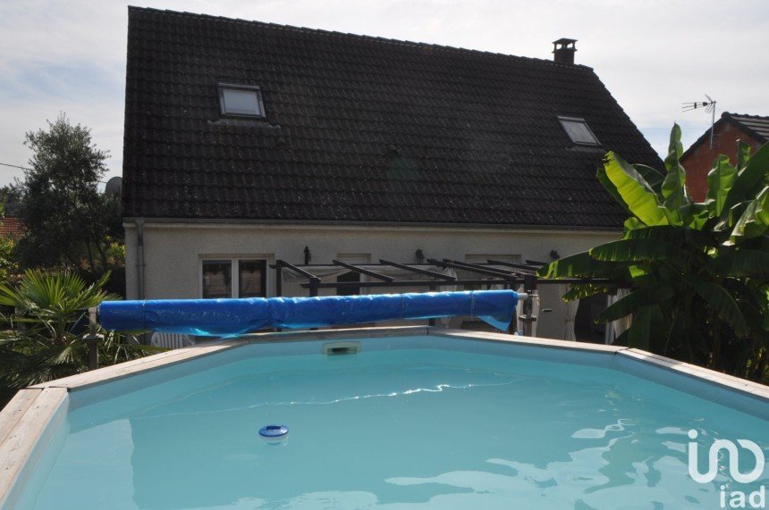 House 7 rooms of 120 m² in Fismes (51170)