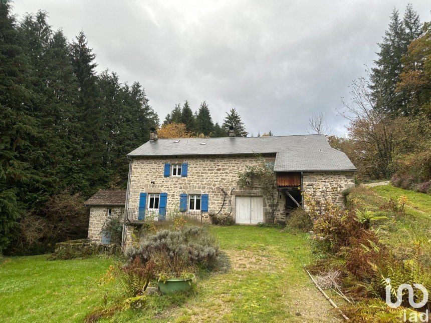 Country house 4 rooms of 118 m² in Peyrat-le-Château (87470)