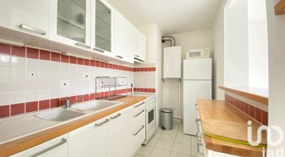 Apartment 3 rooms of 63 m² in Élancourt (78990)