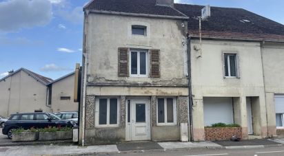 House 4 rooms of 144 m² in Longeau-Percey (52250)