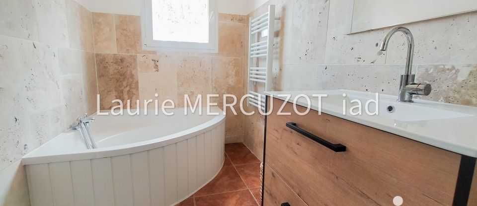 House 4 rooms of 117 m² in Elne (66200)