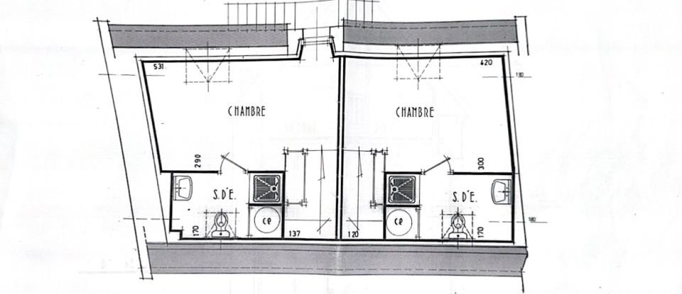 Immeuble de 100 m² à Ploemel (56400)