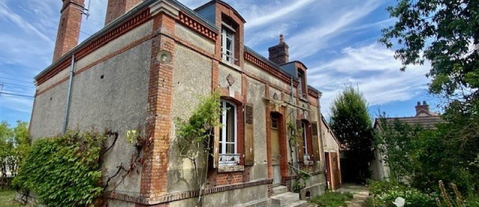 House 5 rooms of 130 m² in Varennes-Changy (45290)