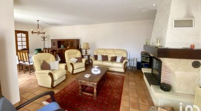 Maison 8 pièces de 130 m² à Préchac (33730)