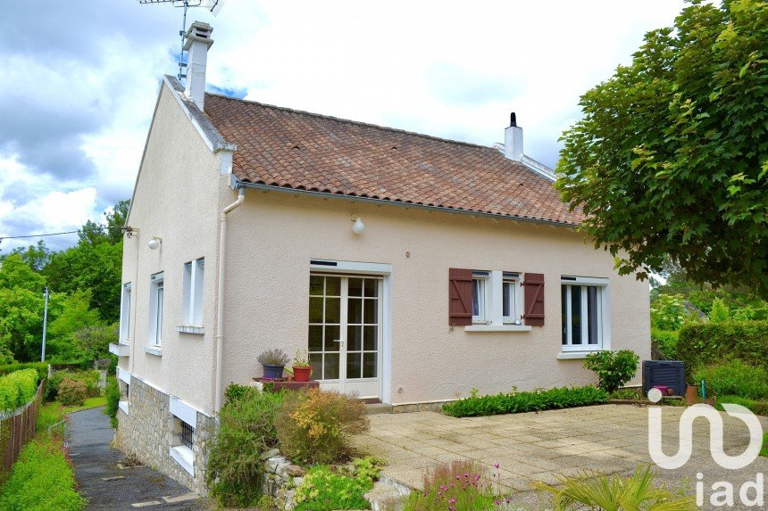 Maison traditionnelle 4 pièces de 95 m² à Montmorillon (86500)