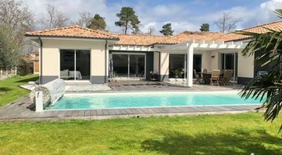 Maison 5 pièces de 135 m² à Saint-Médard-en-Jalles (33160)