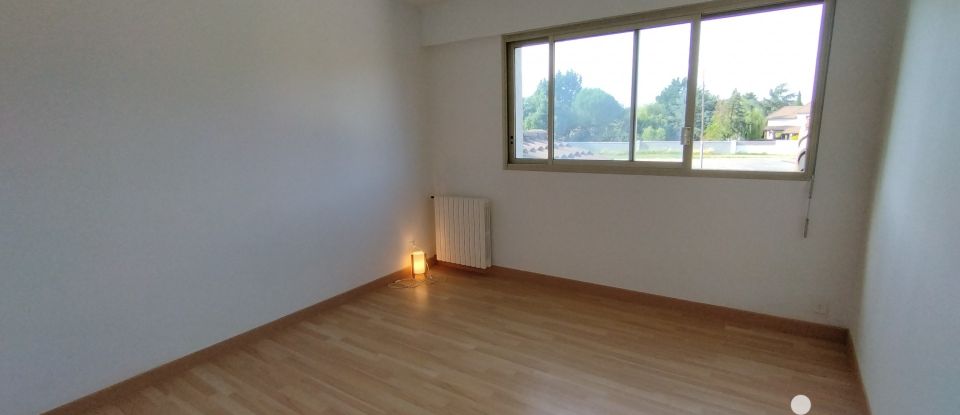 House 6 rooms of 228 m² in Saint-Julien-l'Ars (86800)