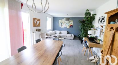 Maison traditionnelle 8 pièces de 137 m² à Évreux (27000)