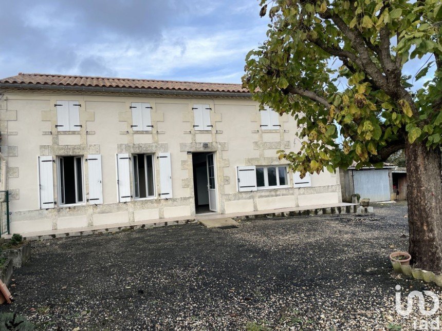 House 6 rooms of 123 m² in Courpignac (17130)