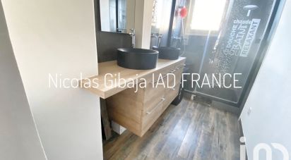 Apartment 3 rooms of 55 m² in Toulon (83100)