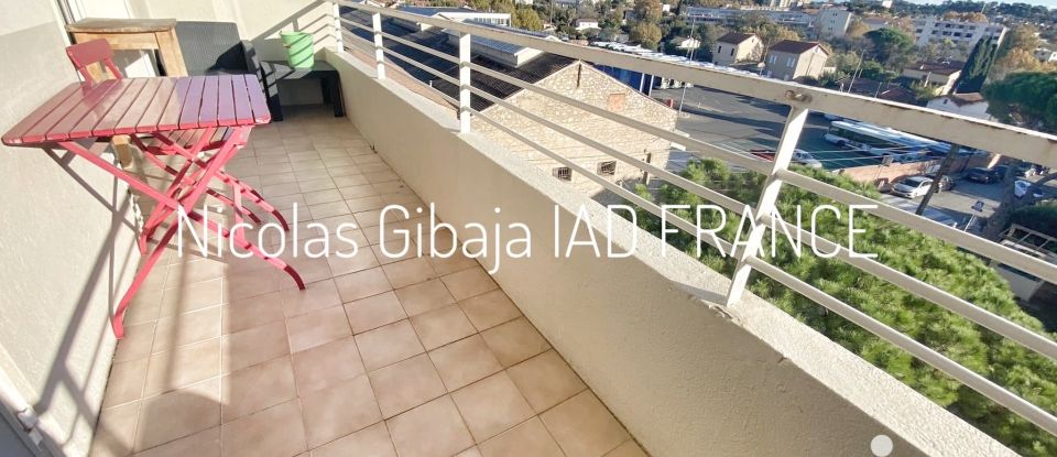 Apartment 3 rooms of 55 m² in Toulon (83100)