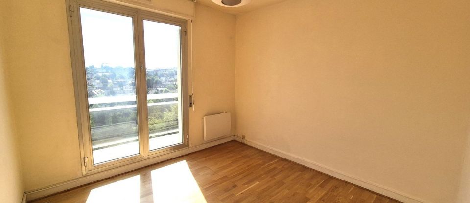 Apartment 3 rooms of 70 m² in Melun (77000)