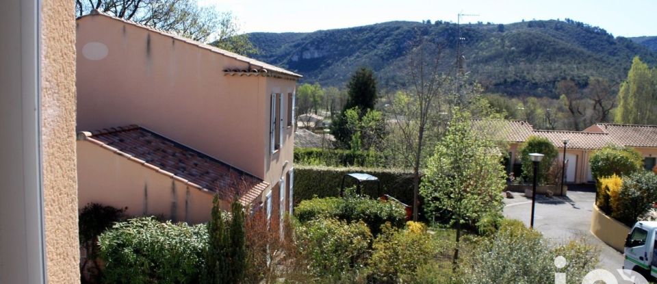 Maison traditionnelle 5 pièces de 110 m² à Gréoux-les-Bains (04800)