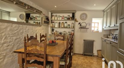 Country house 5 rooms of 134 m² in La Chapelle-aux-Lys (85120)